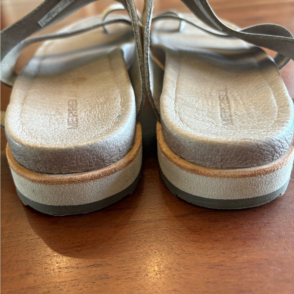Merrell Moon Sandals - Picture 3 of 8